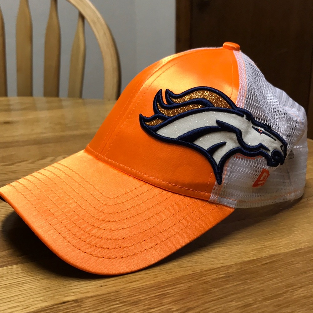 Bronco hat